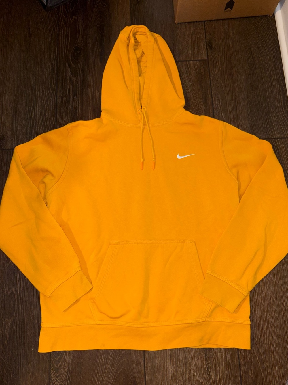 nike hoodie